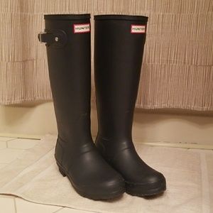 Hunter tall rain boots